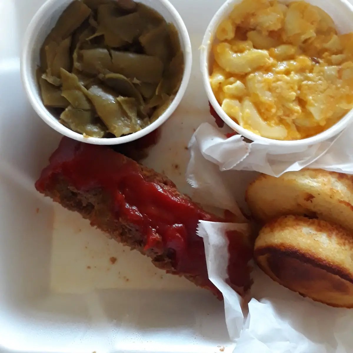 Meatloaf Green Beans Mac and Cheese
