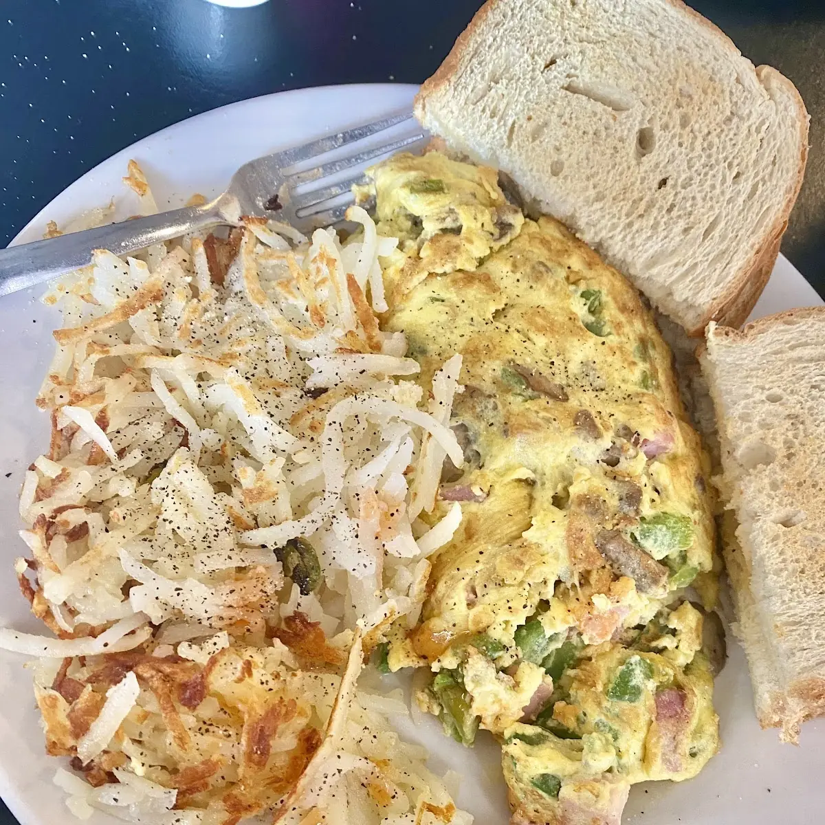 Omelette and Hash Browns