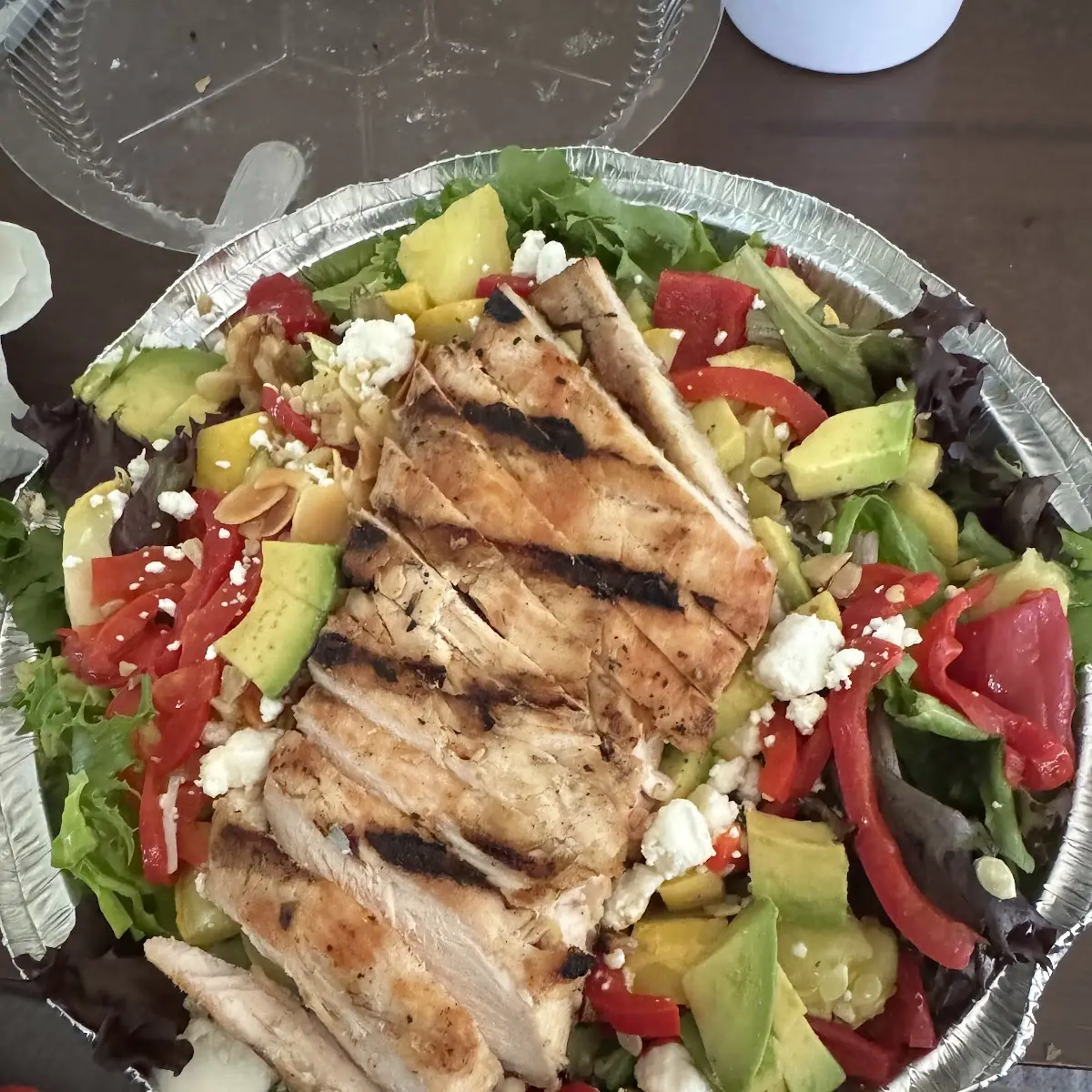 Toscana Salad with Grilled Chicken and Avocado