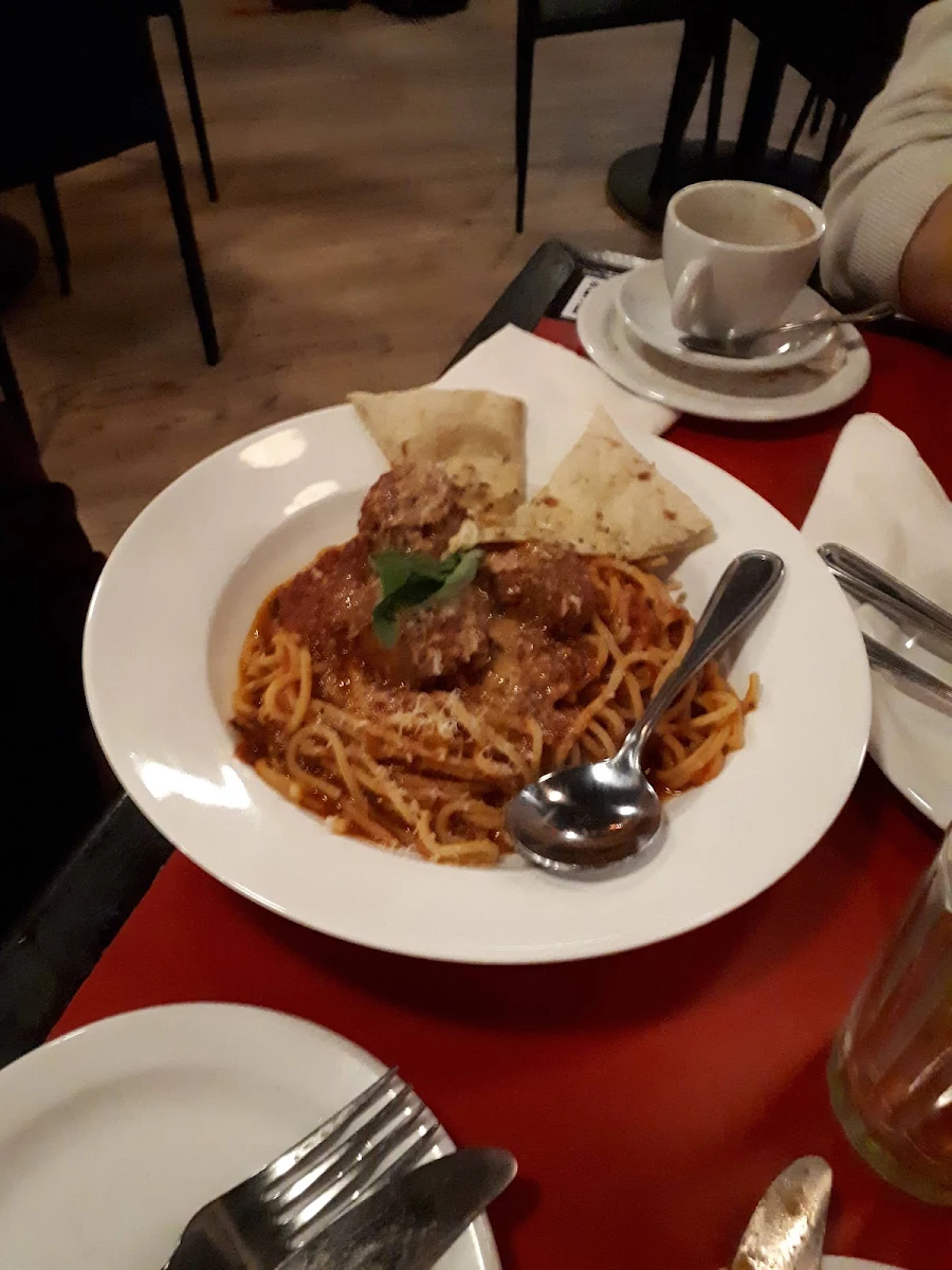 Spaghetti and Meatballs