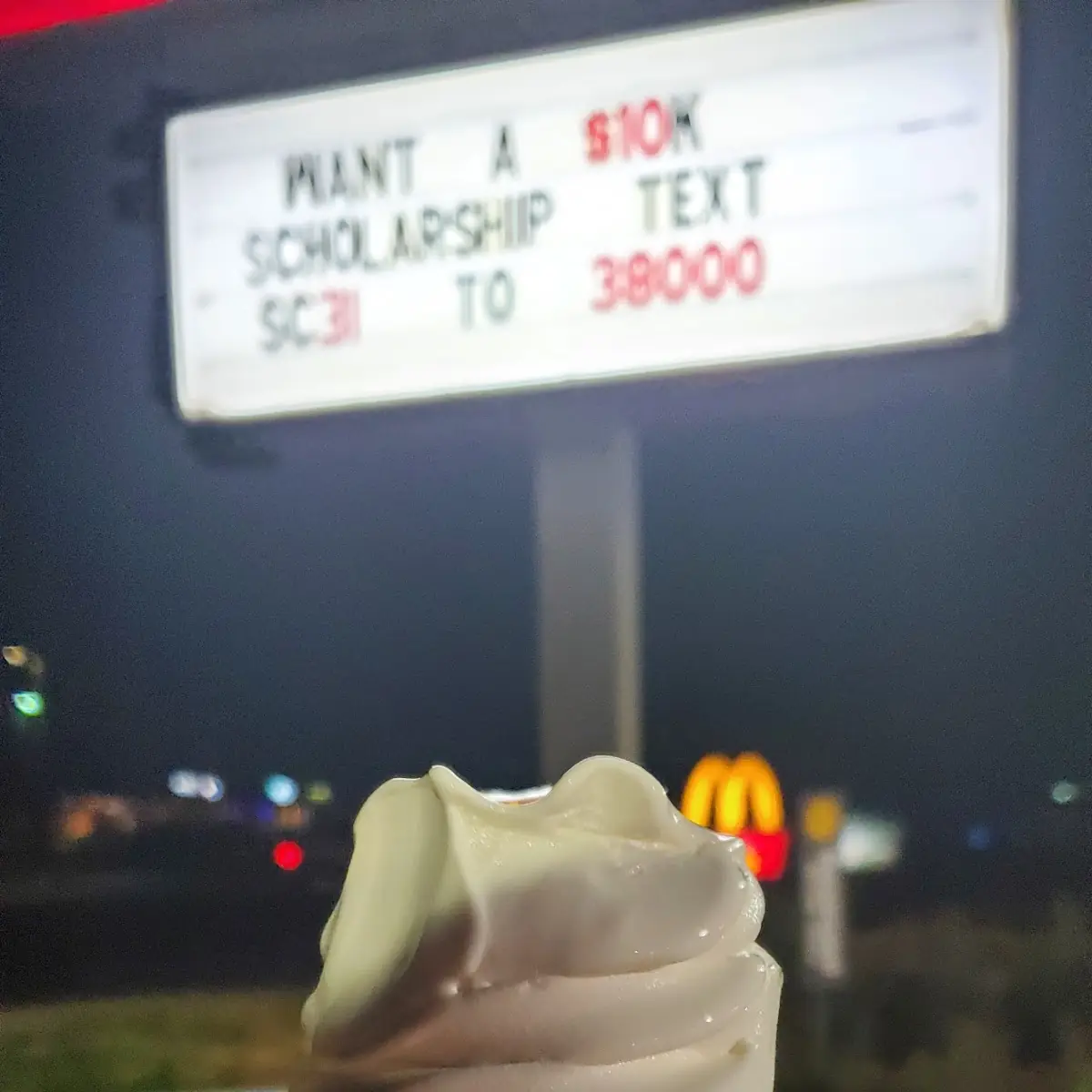 Creamy Chili Mccrispy Strip Dip