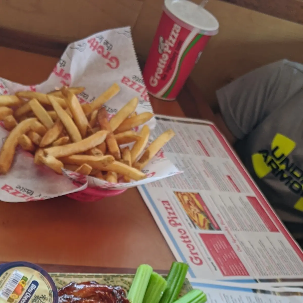 BBQ Wings and Fries