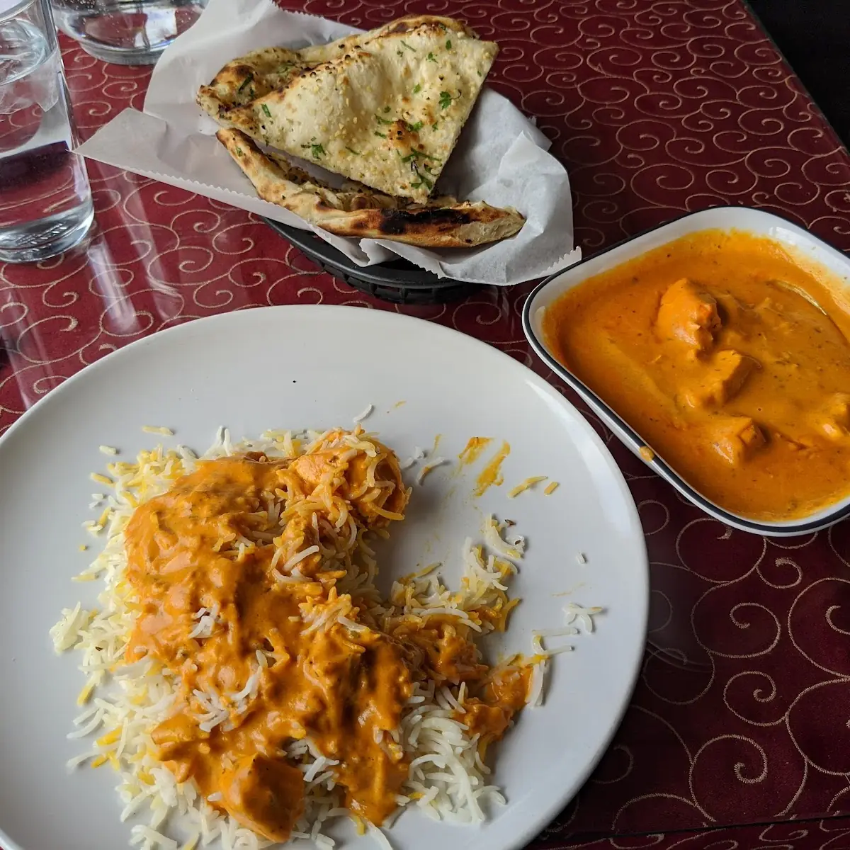 Butter Chicken with Rice and Garlic Naan