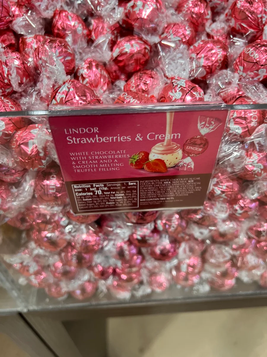 Strawberries & Cream Truffles