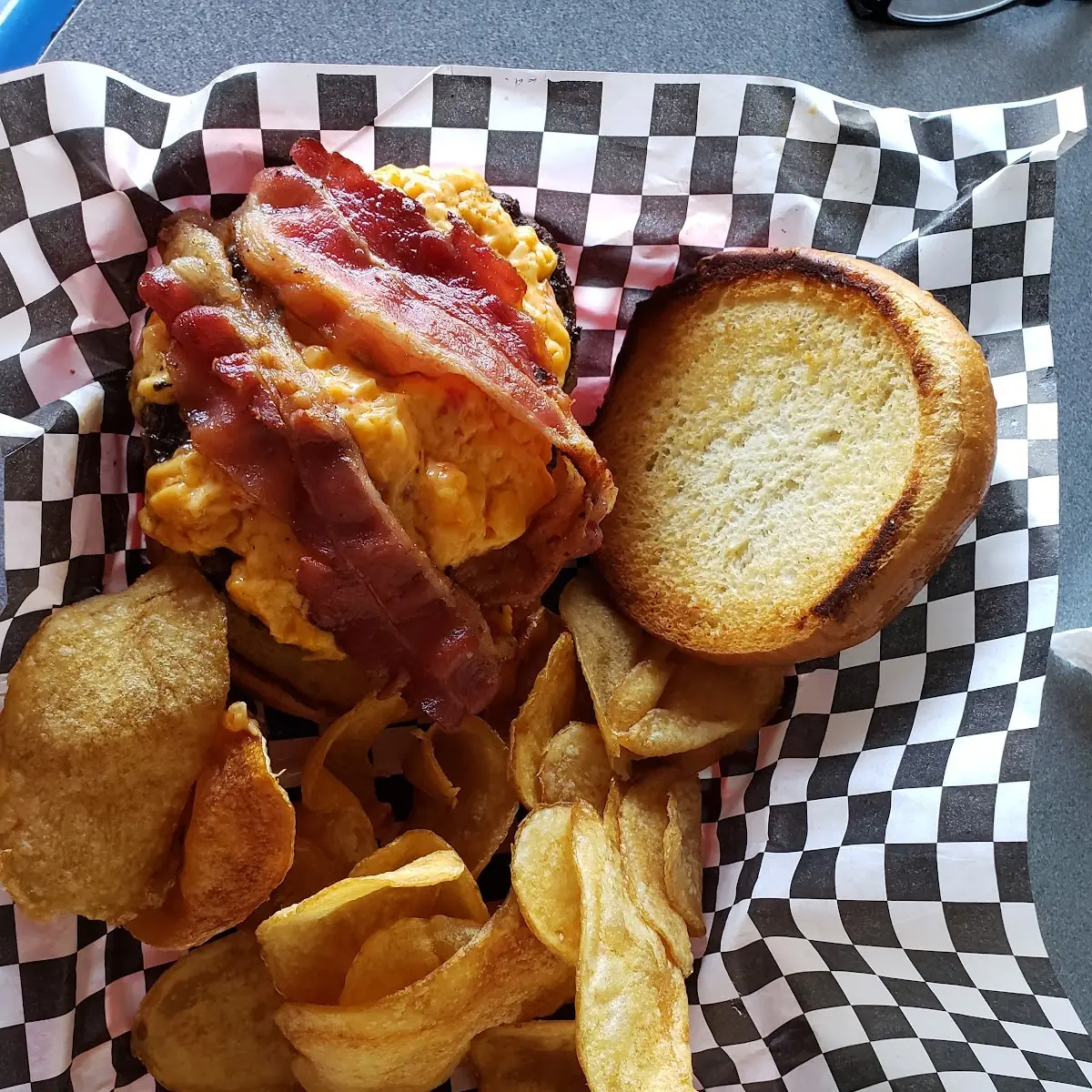Pimento Bacon Cheese Burger