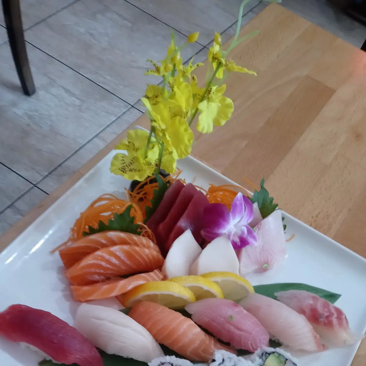 Sashimi Deluxe