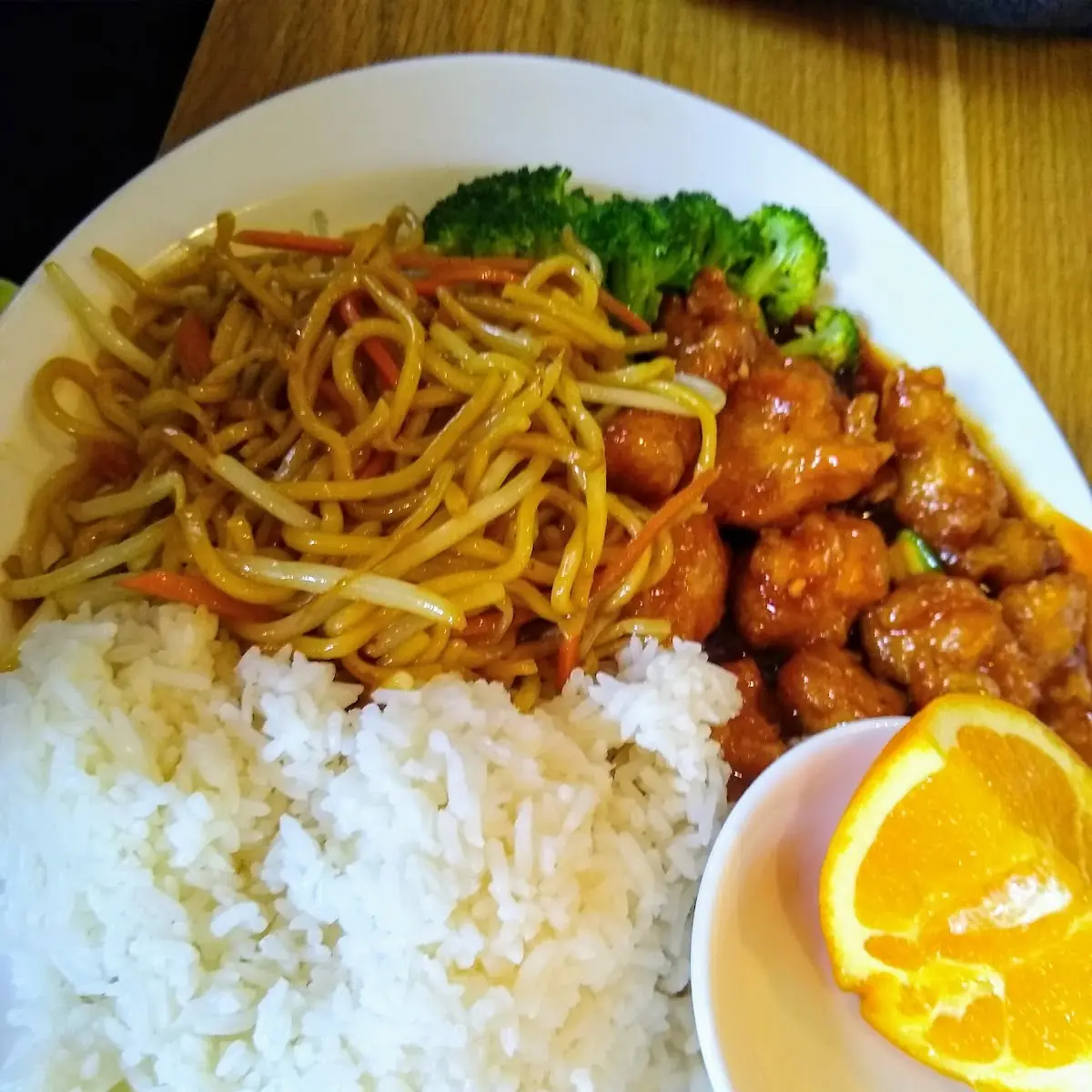 Orange Chicken Lunch Special