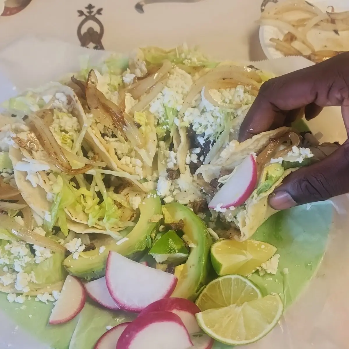 Taco de Pollo / Chicken Taco