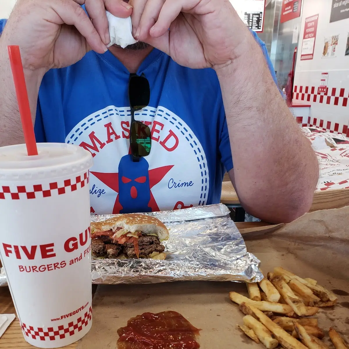 Five Guys Style