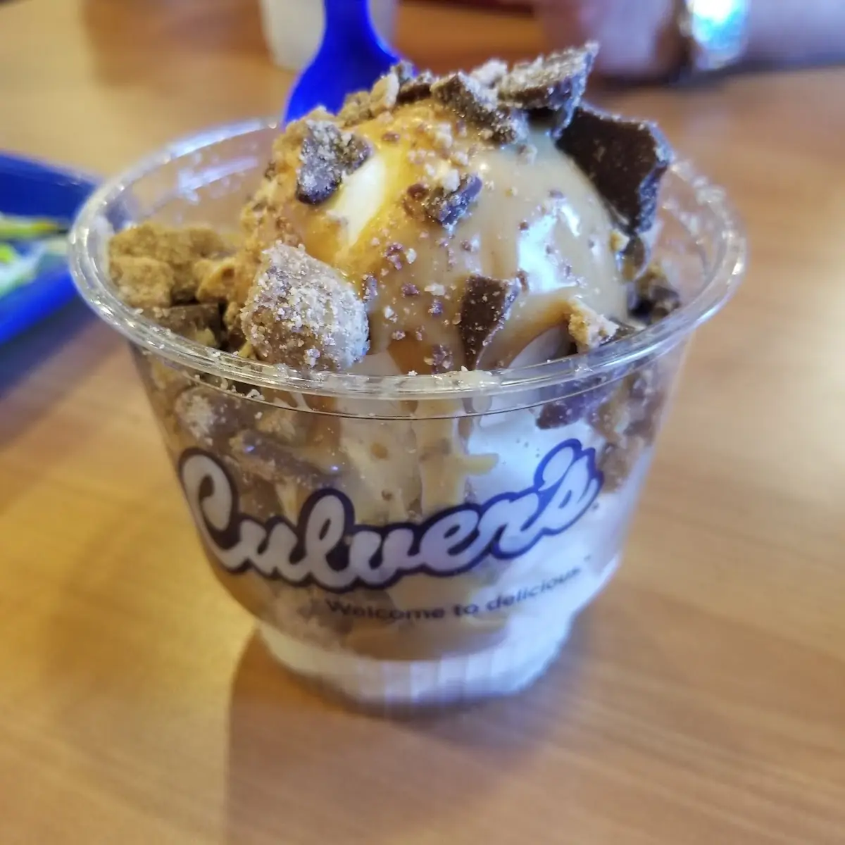 Vanilla Custard with Reese's