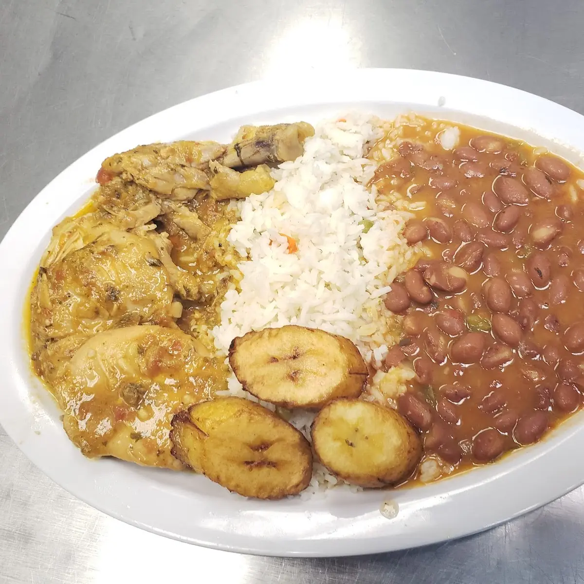 Pollo Guisado