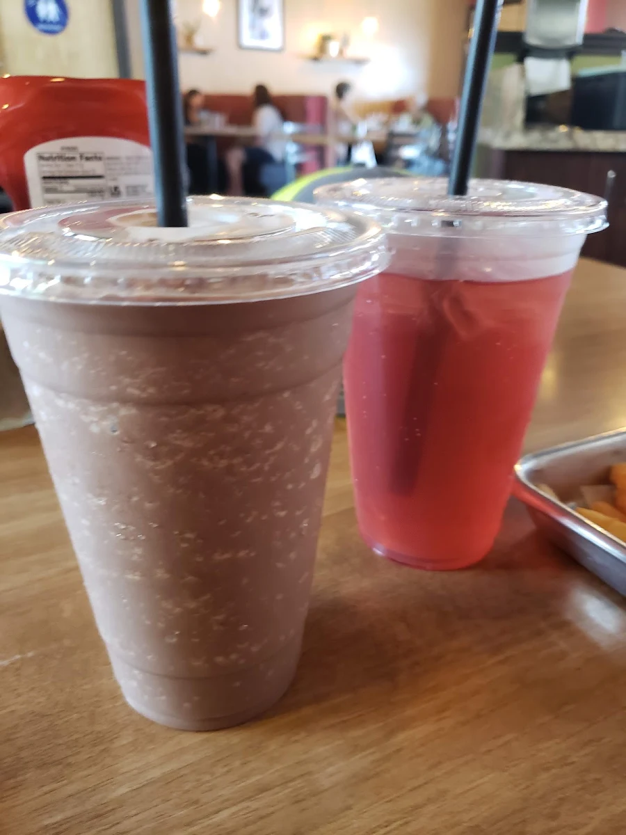 Peanut Butter Smoothie & Tangerine Ginger Iced Tea