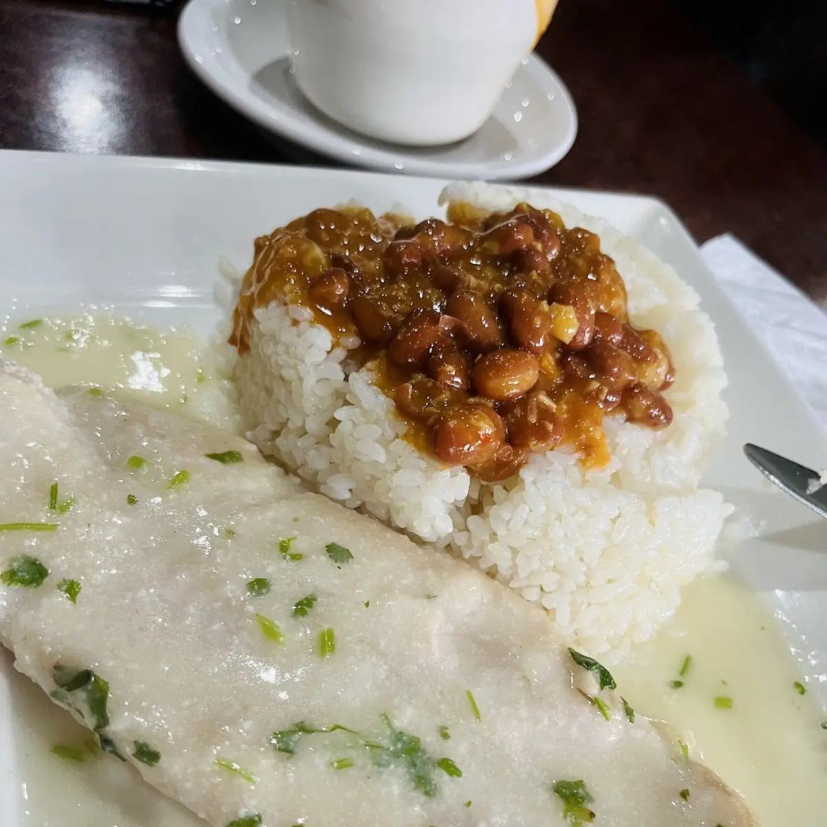 Filete de Pescado En Salsa de Limón