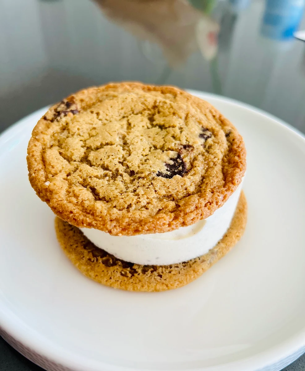 Ice Cream Sandwich