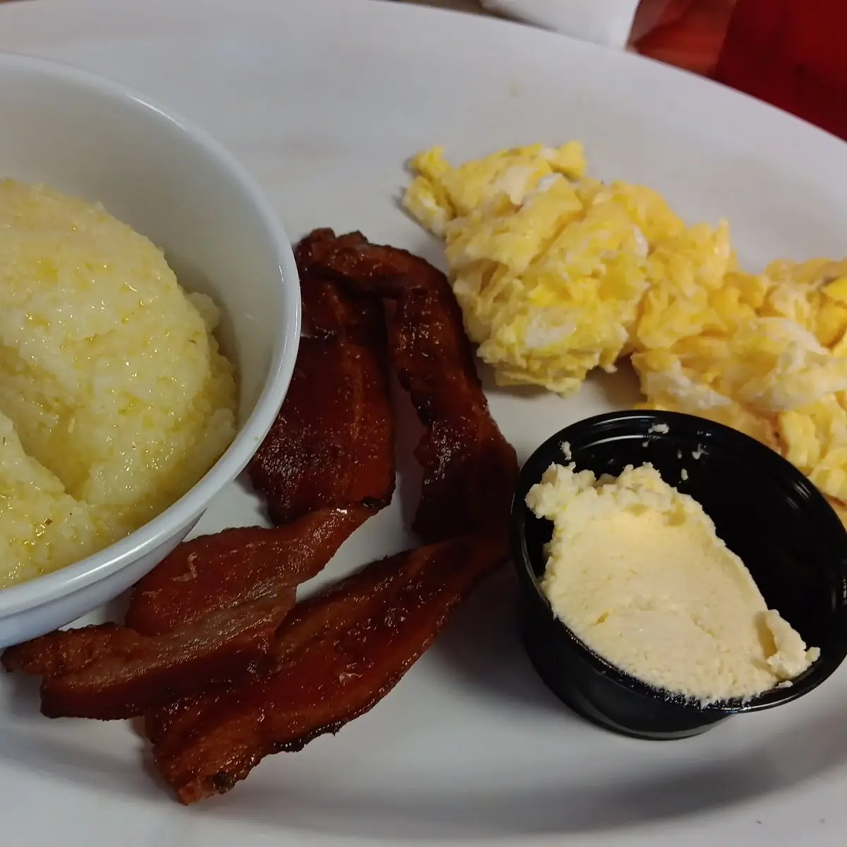Eggs Grits and Bacon