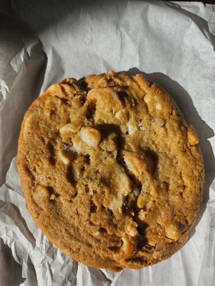 White Chocolate Macadamia Nut Cookie