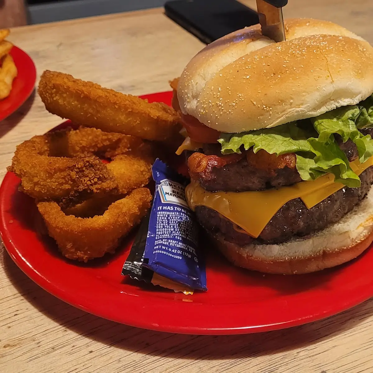 Shuckums Burger