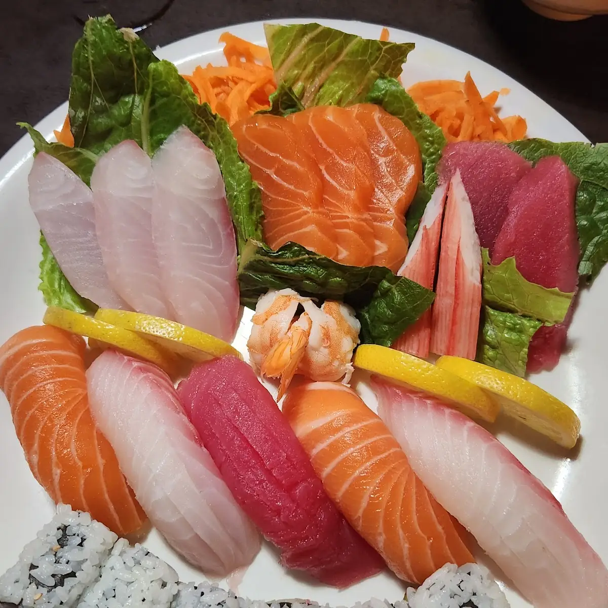 Sushi & Sashimi Combo