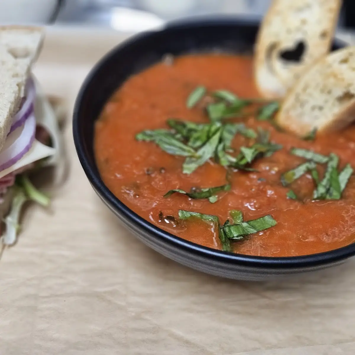 Half Sandwich w Tomato Basil Soup