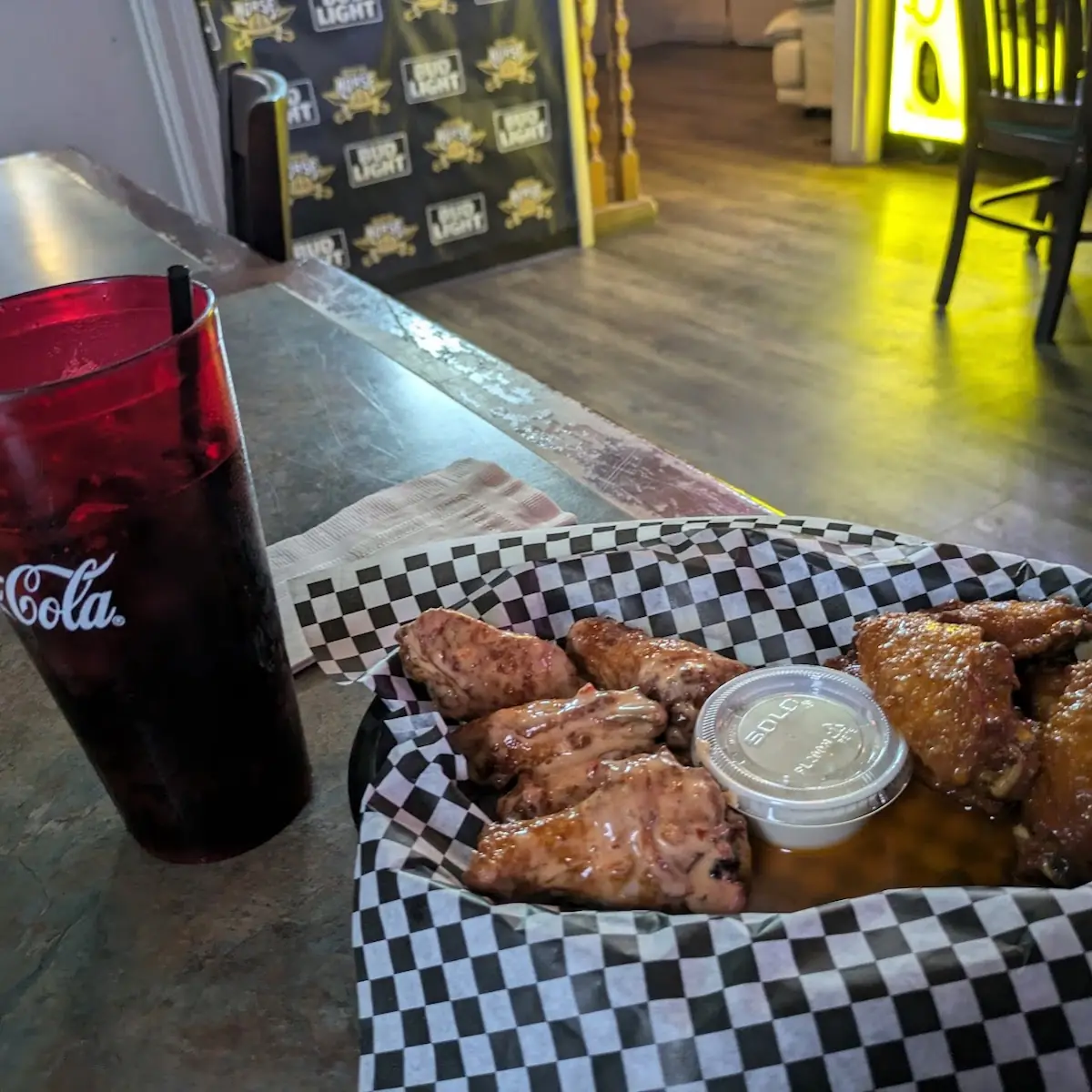 Skylines Boneless Wings