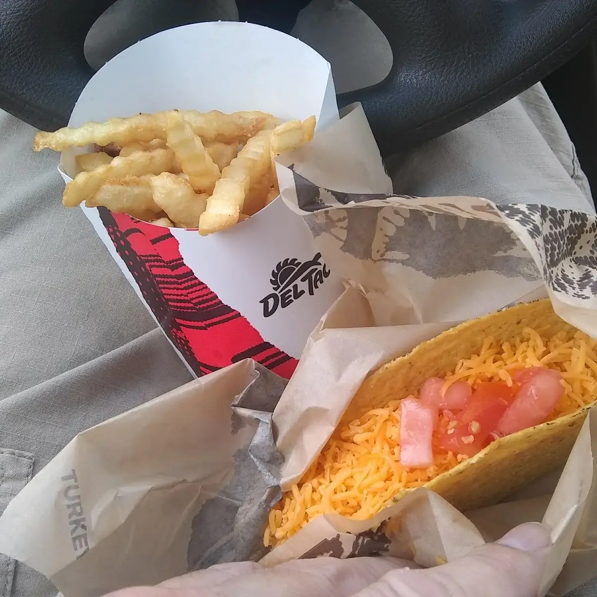 Hard Shell Taco and Fries