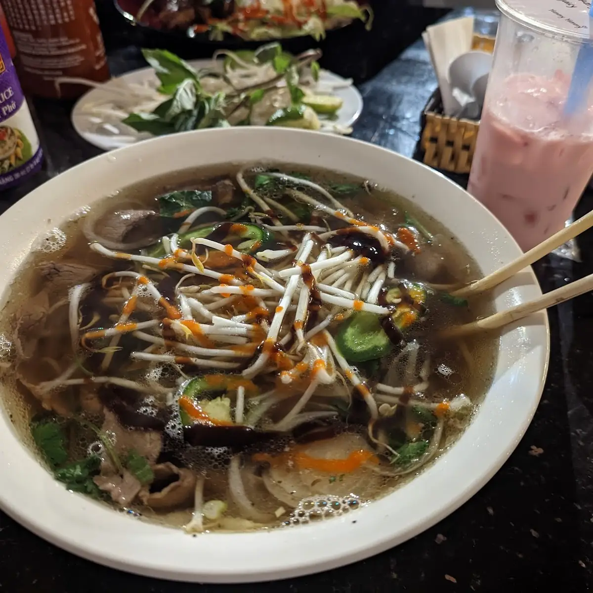 Well-Done Brisket Pho Chin