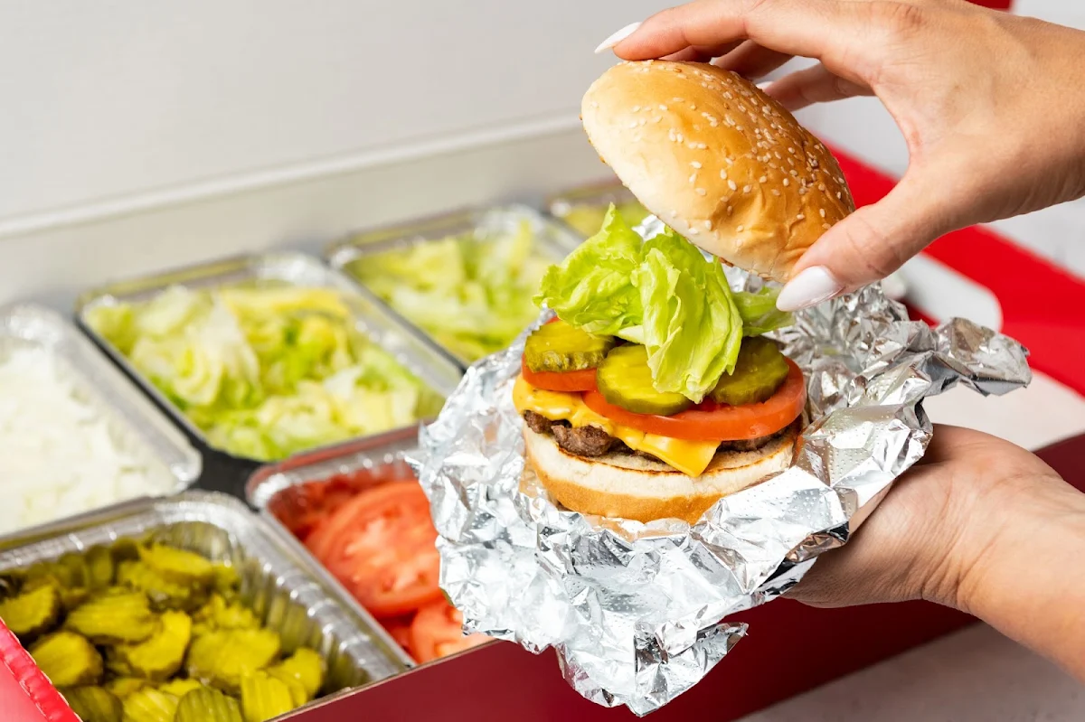 Five Guys Style