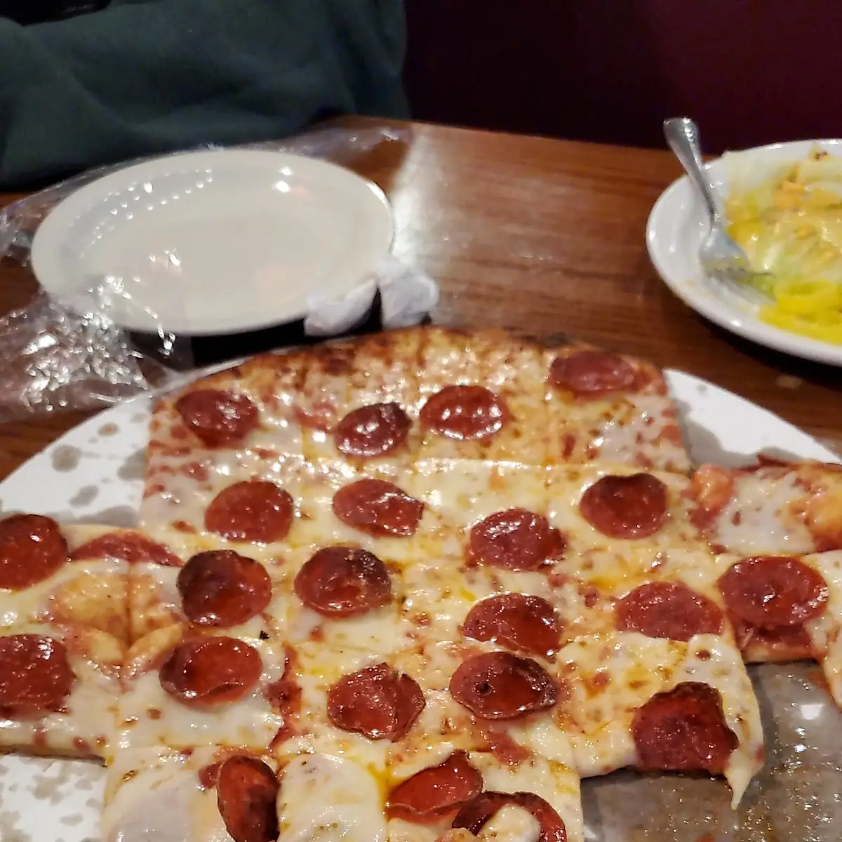 Thin Crust Pizza