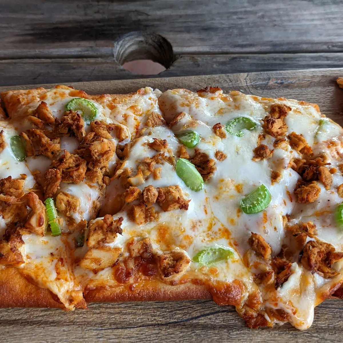 Buffalo Chicken Flatbread Pizza