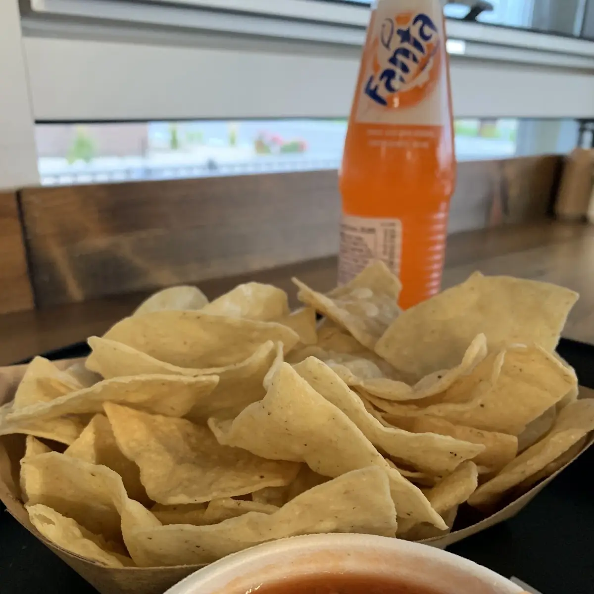 Side of Chips & Salsa