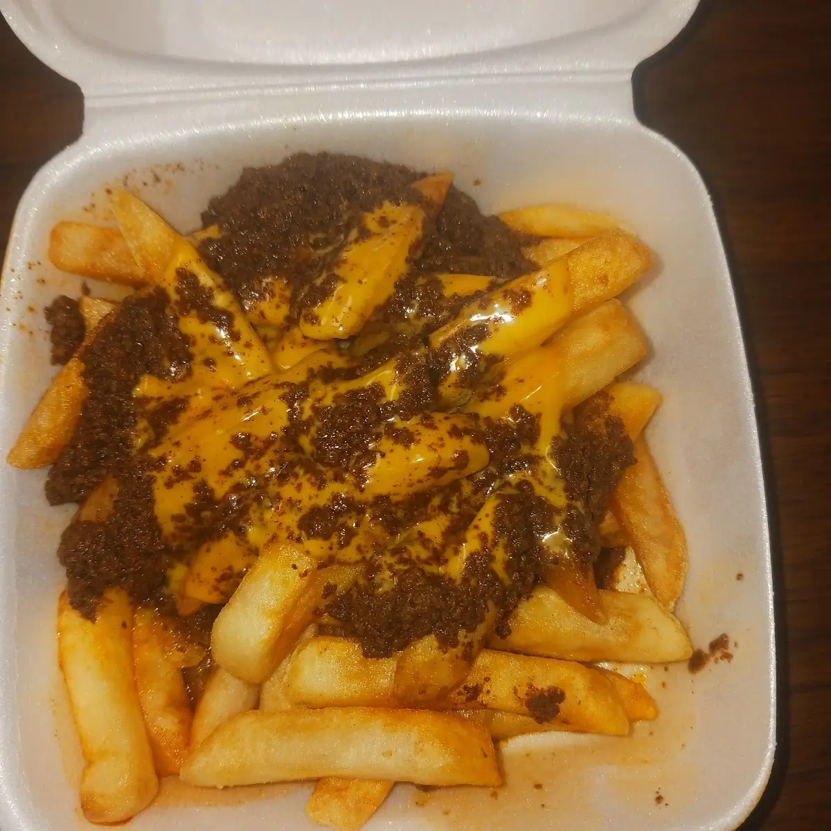 Chill-Cheese Fries