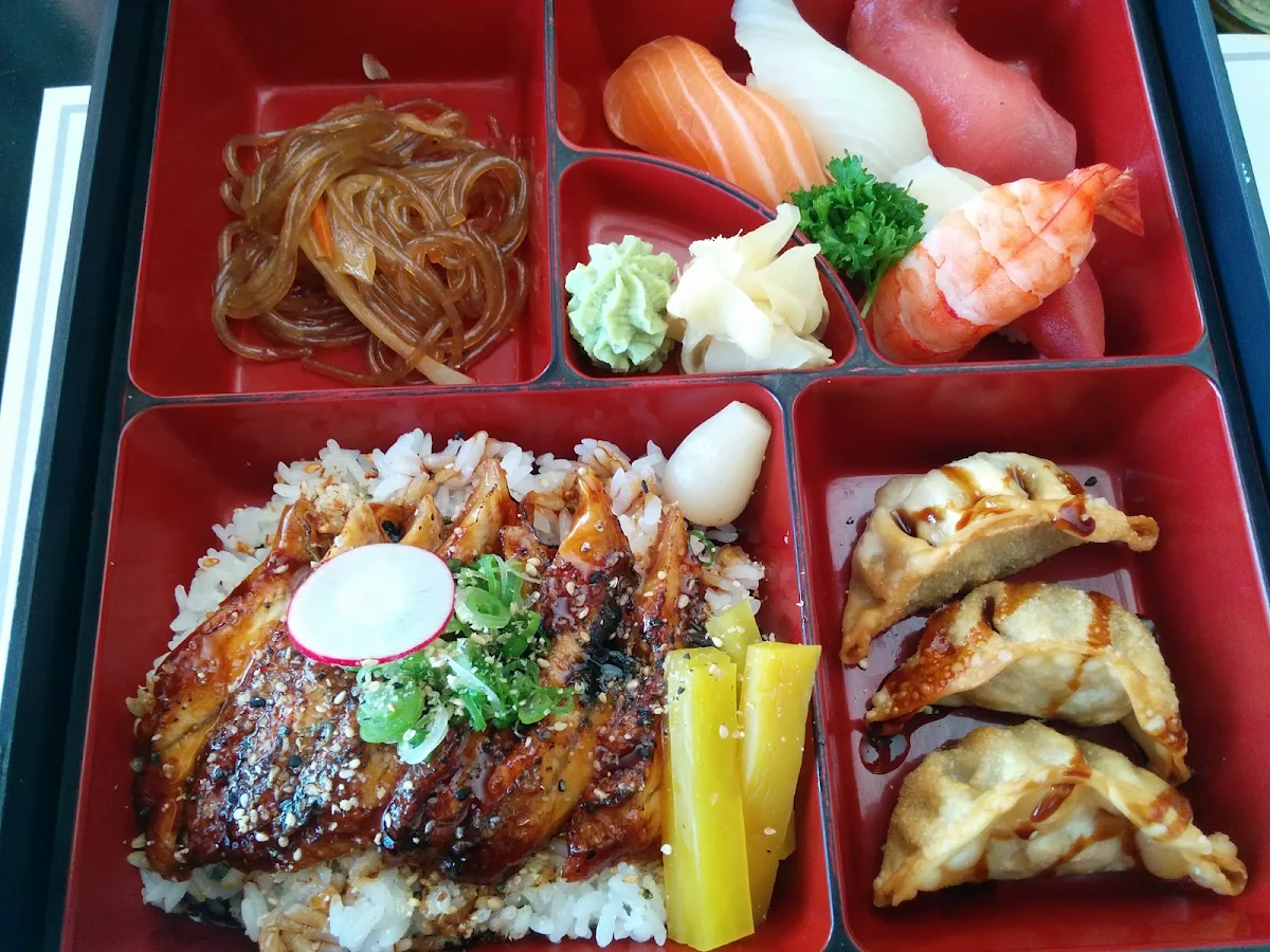 Yanagi Bento