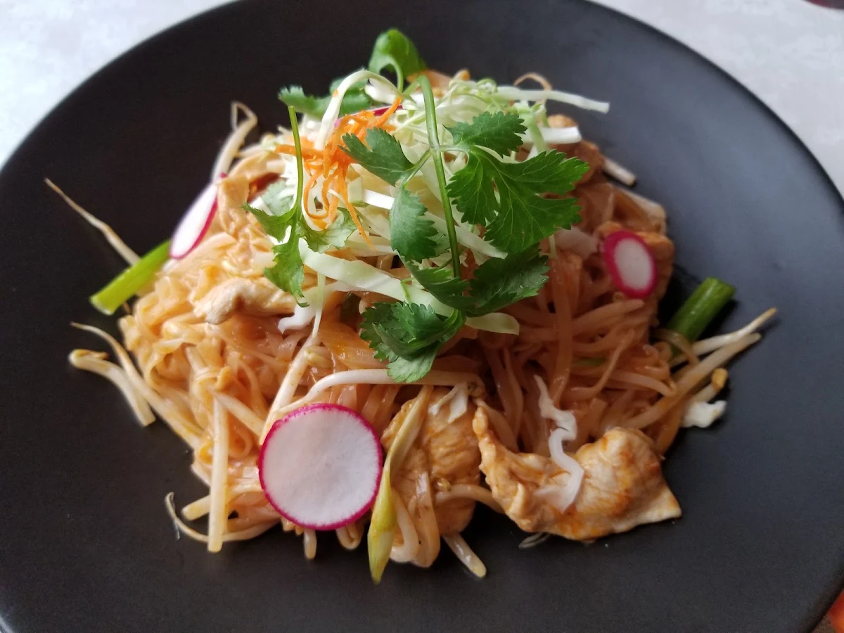 Chicken Pad Thai