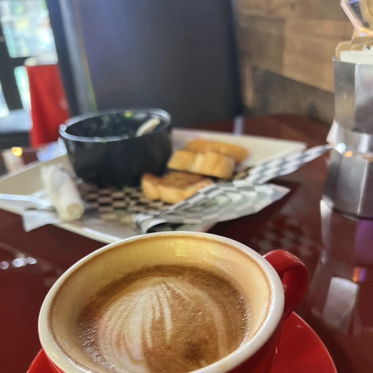 Latte Y Avenita Pa’l Corazón