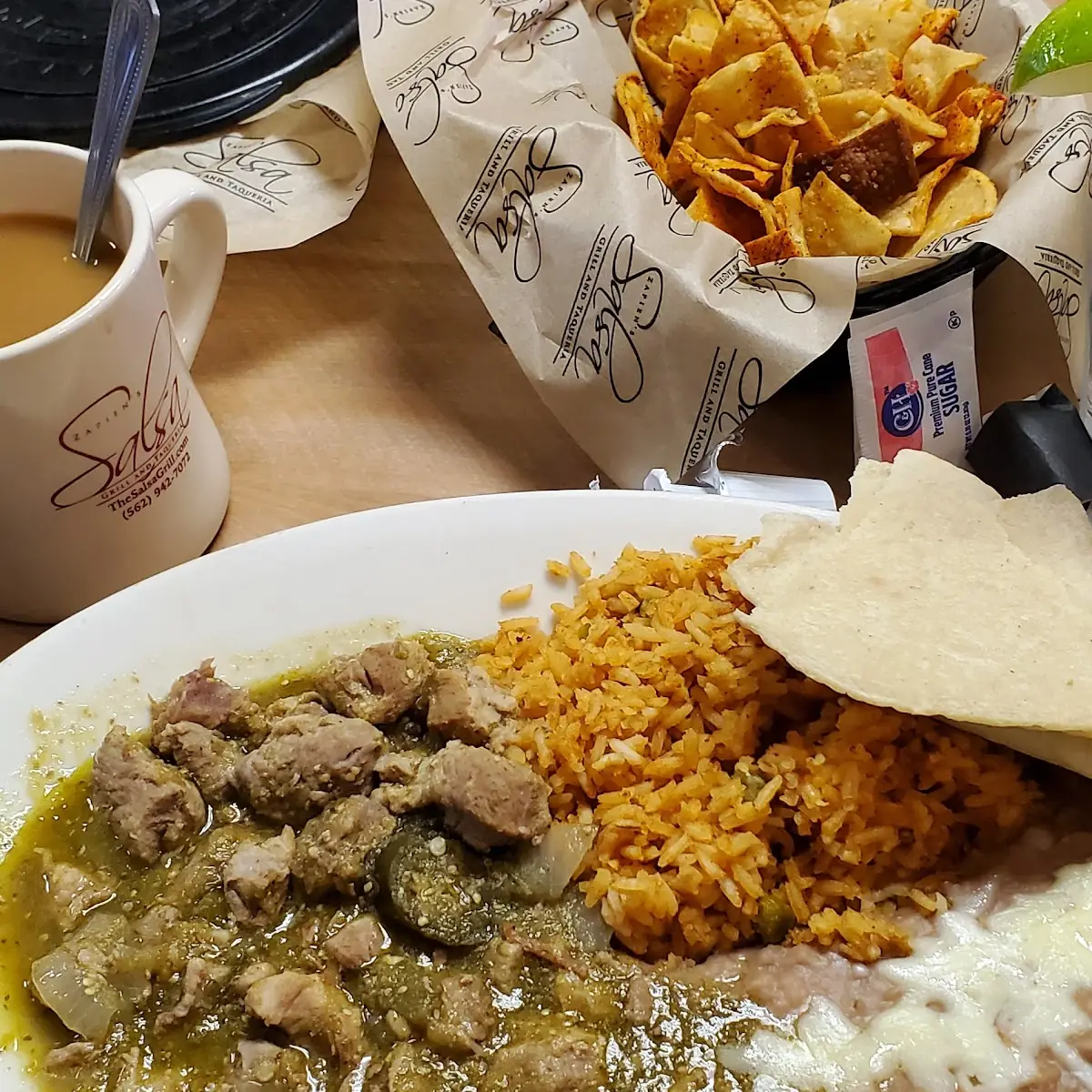 Chicharron En Chile Verde