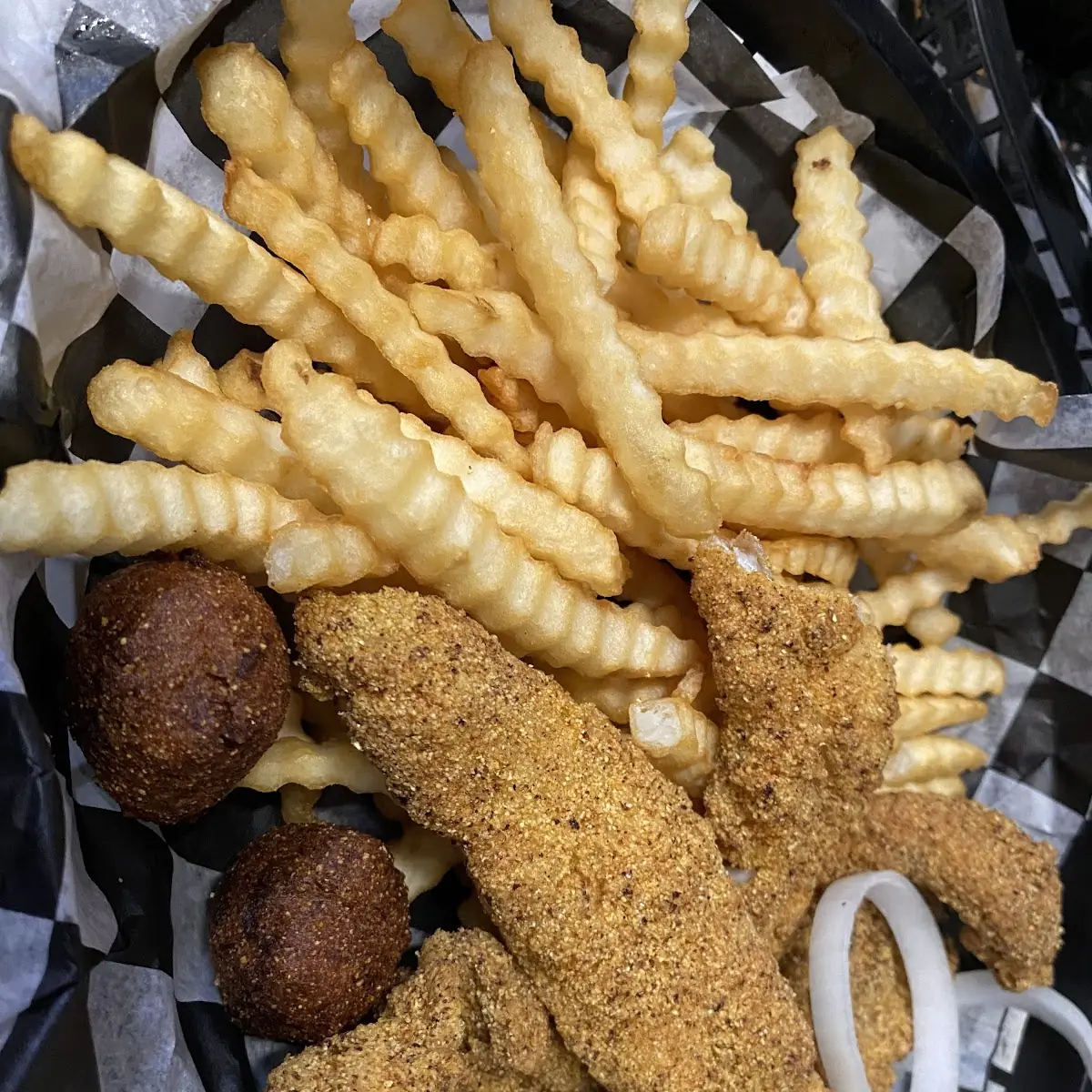 6 Piece Fried Catfish Dinner