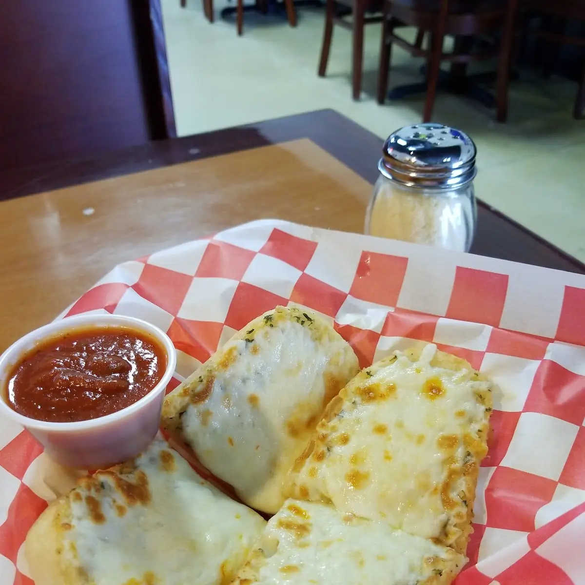 Garlic Cheese Bread