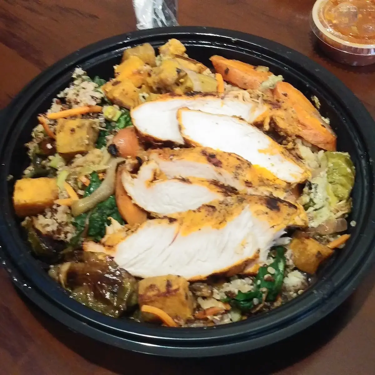 Chicken Power Plate w Veggie and Quinoa