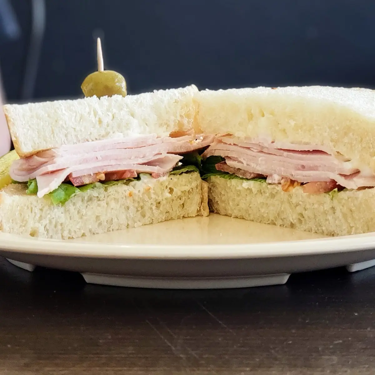 Sliced Smoked Turkey Sandwich