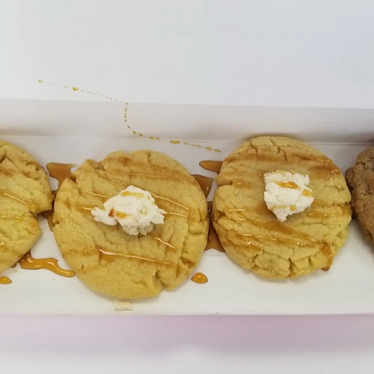 Cornbread & Oatmeal Chocolate Chip Cookie