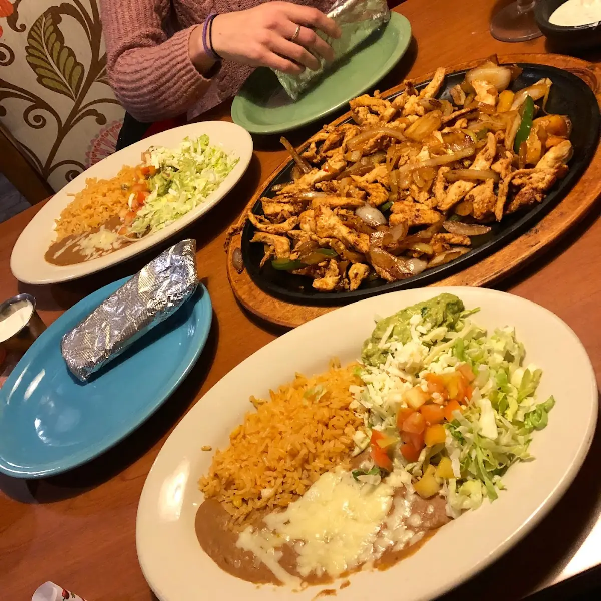 Steak Chicken Shrimp Fajitas ♡