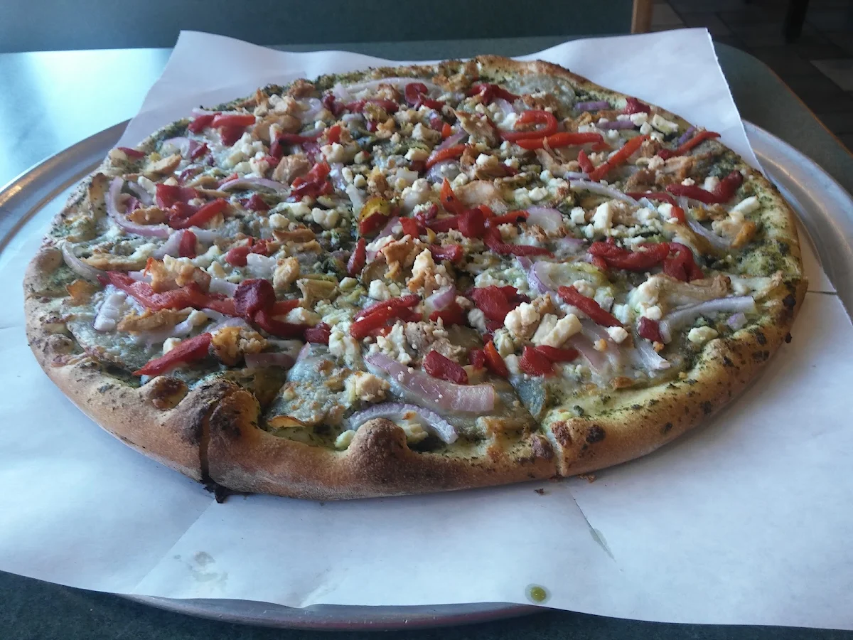 Pizza with Pesto Chicken