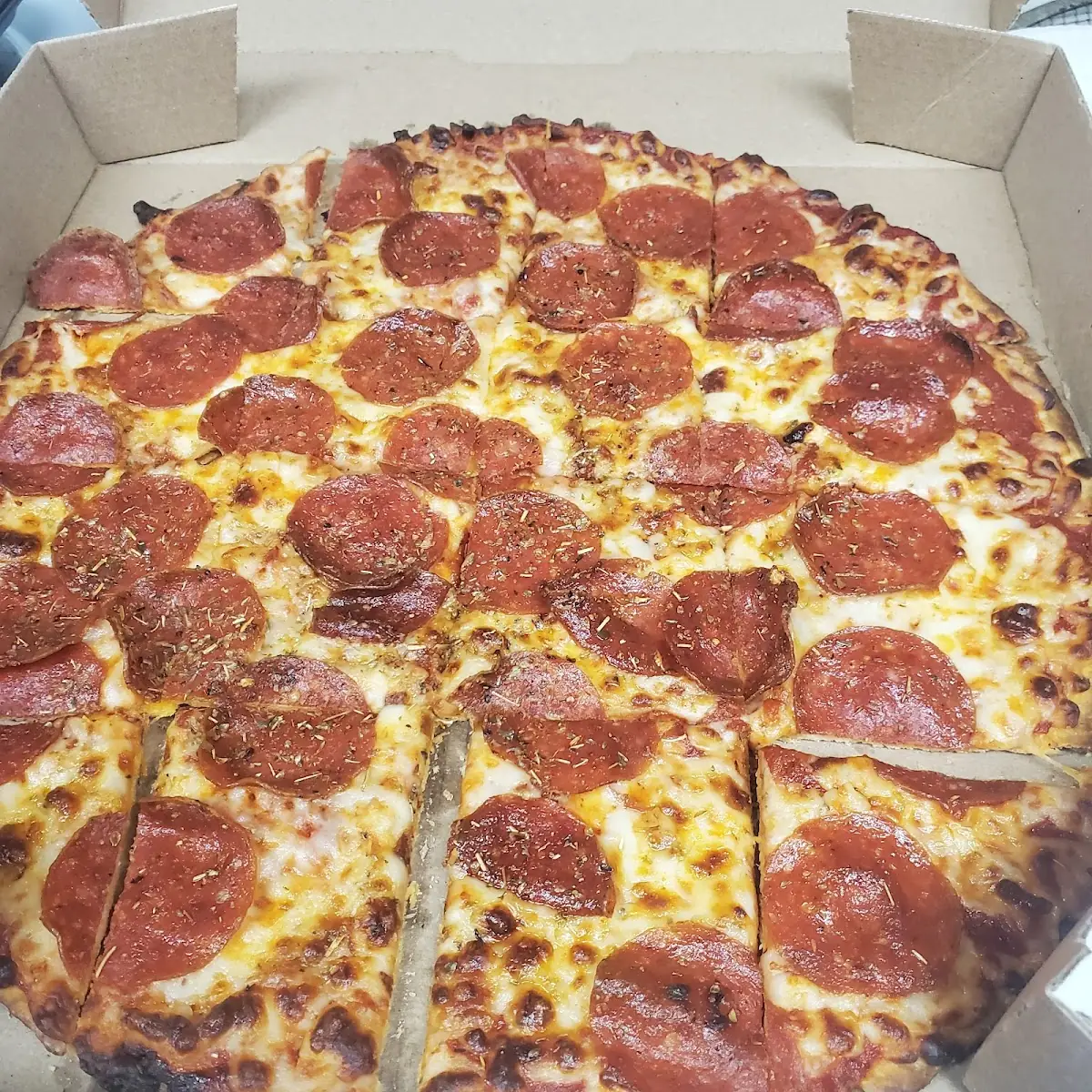 Medium Pepperoni Pizza