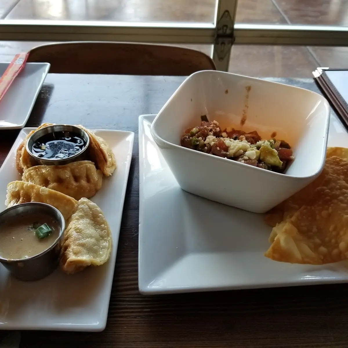 Seared Ahi Wontons with Pickled Ginger Crispy Wonton Chips Wasabi Cream Sauce