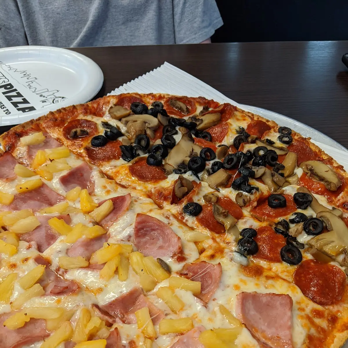 Hawaiian Pizza