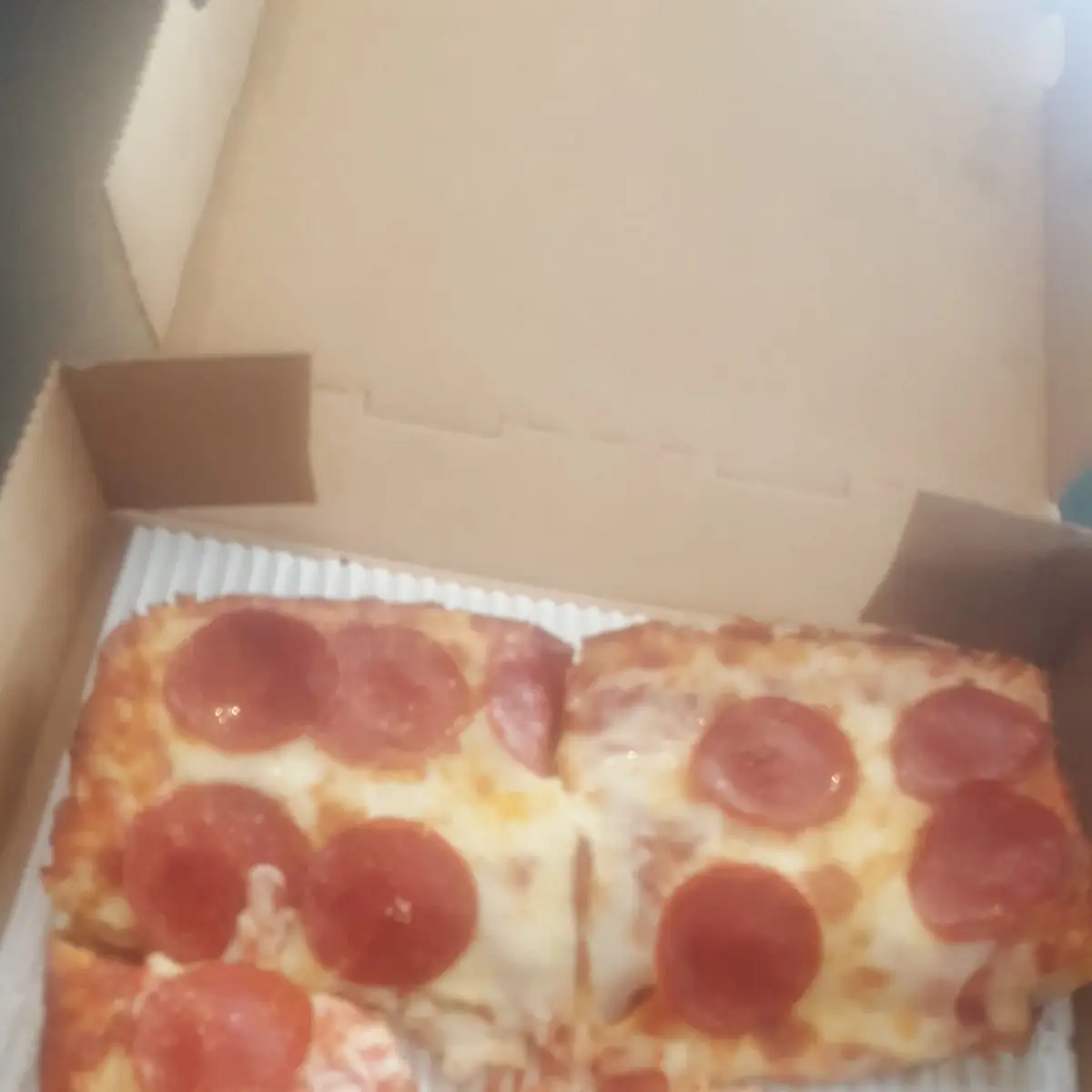 Large Detroit Deep Dish Pepperoni Pizza