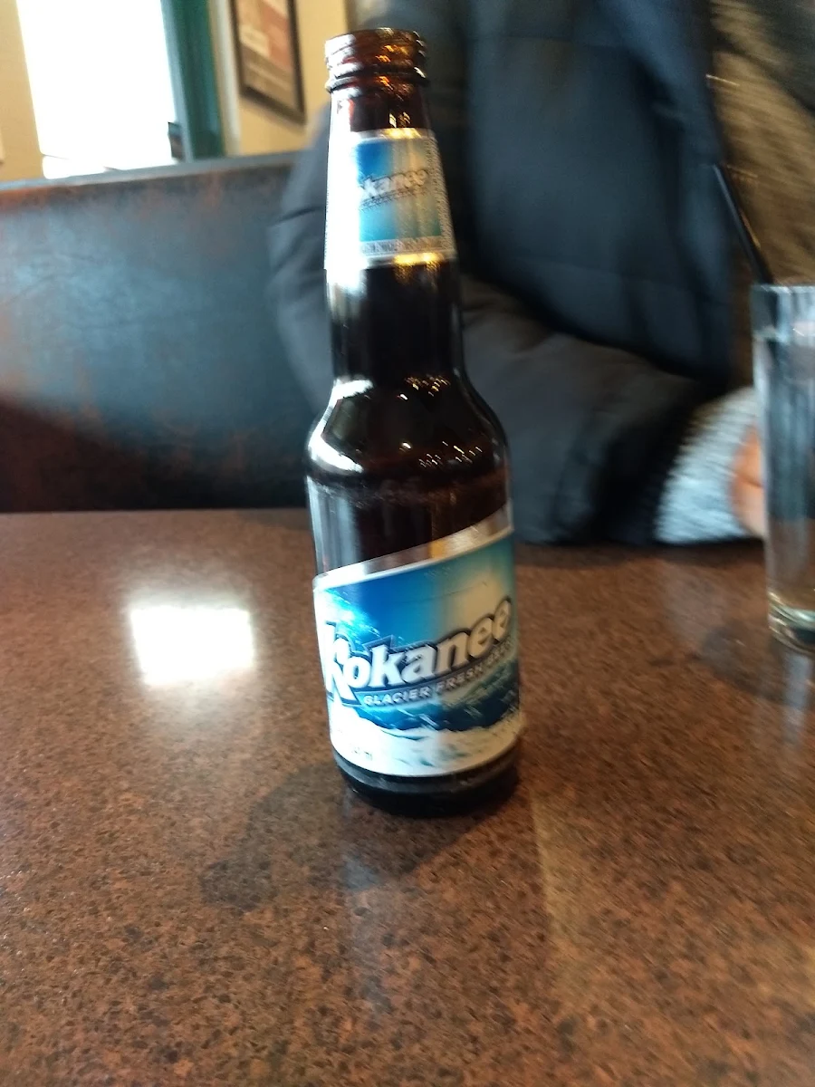 Ice Cold Kokanee, Smitty's Restaurant & Lounge - Winnipeg Regent