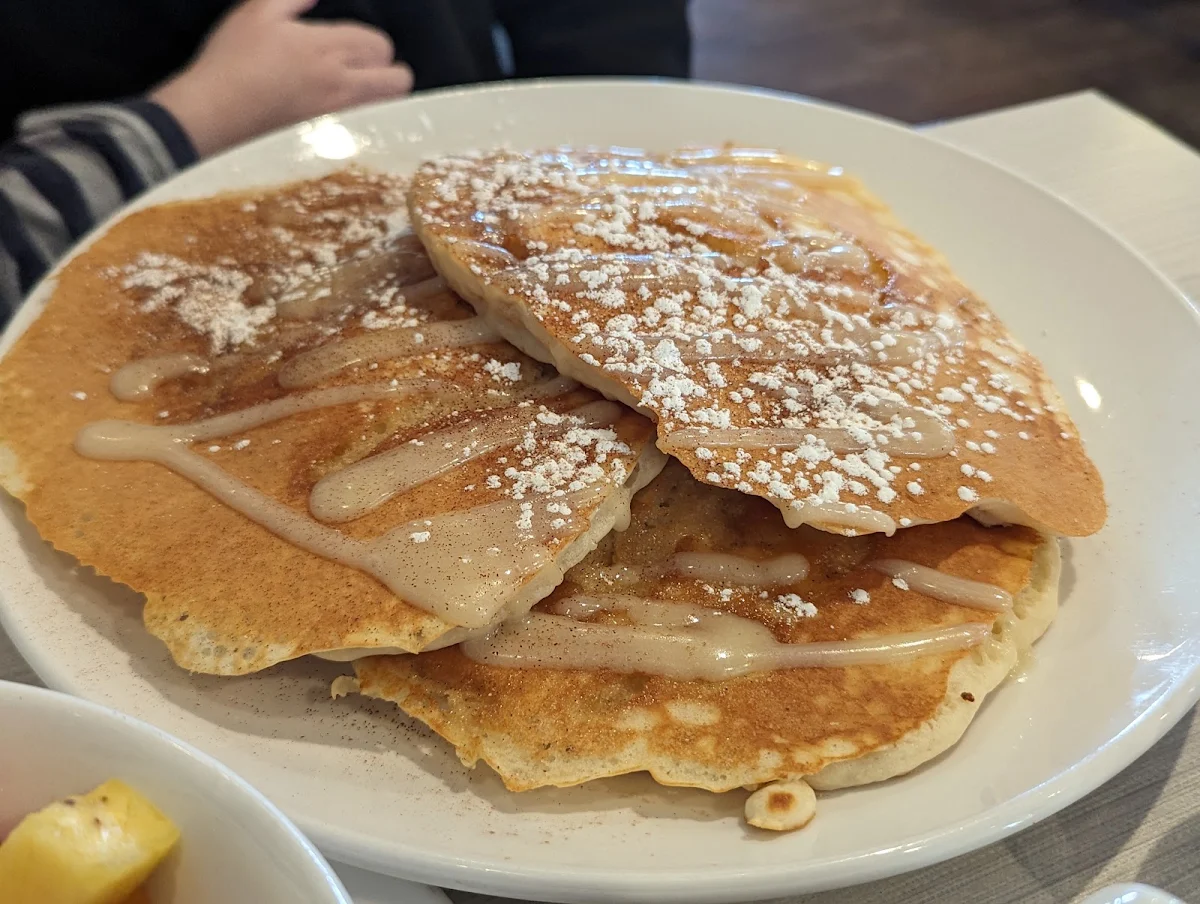 Sutterie Pancake, Smitty's Restaurant & Lounge - Winnipeg Regent
