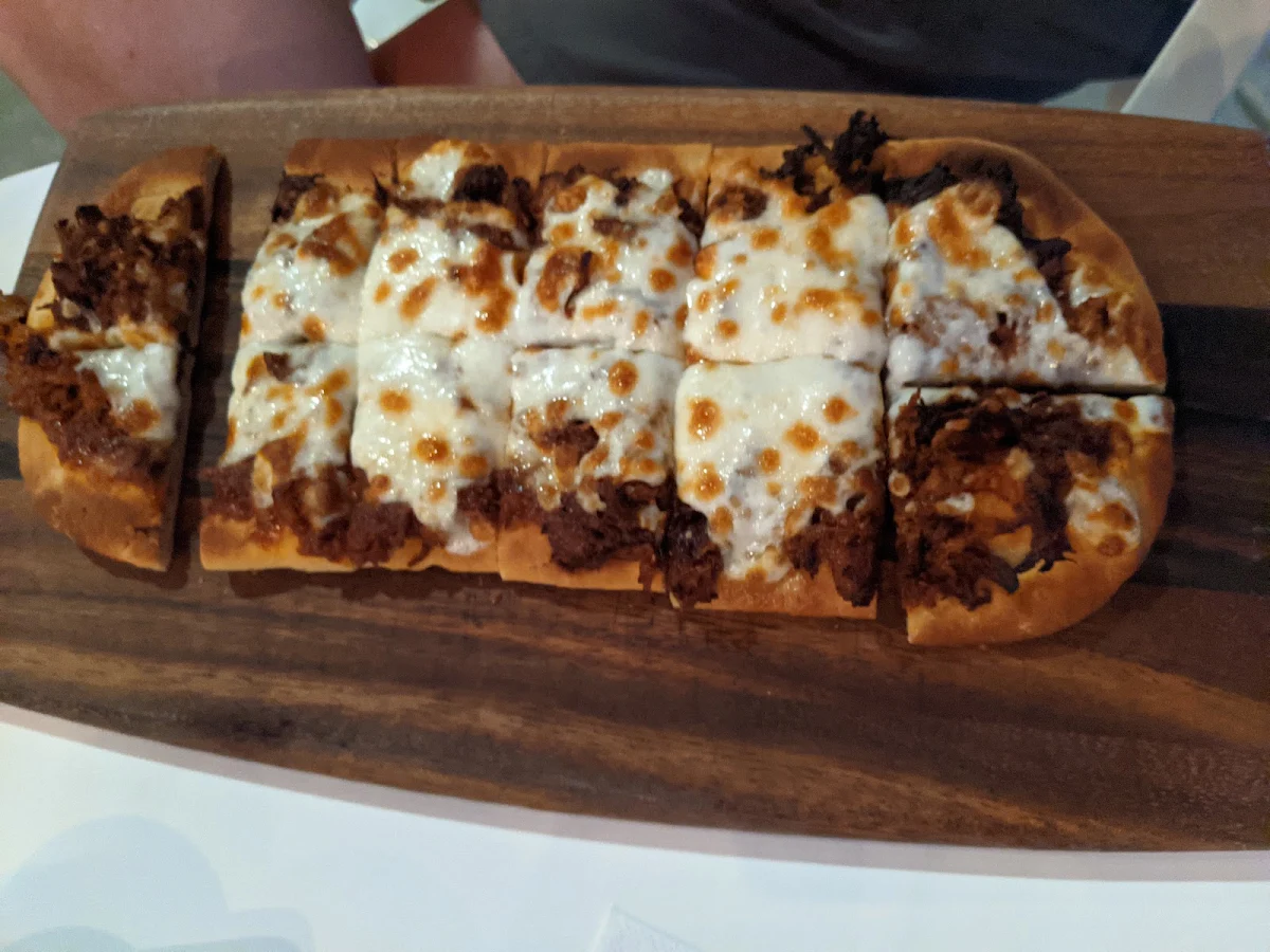 Pulled Pork Flatbread