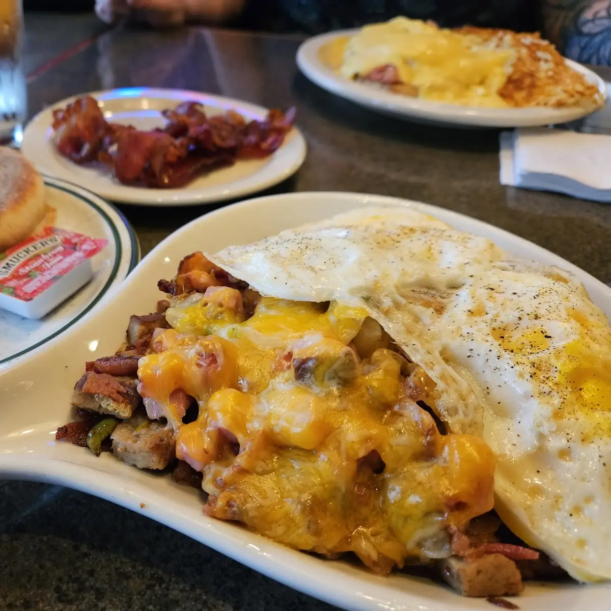 Hashbrowns & Sausage Gravy
